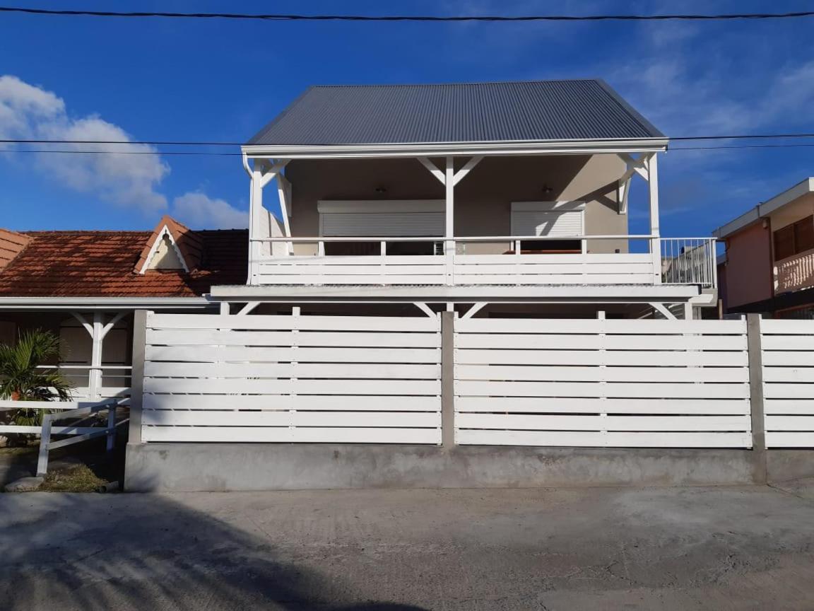Appartement Neuf A 150 Metres De La Mer Wifi Le Diamant Buitenkant foto